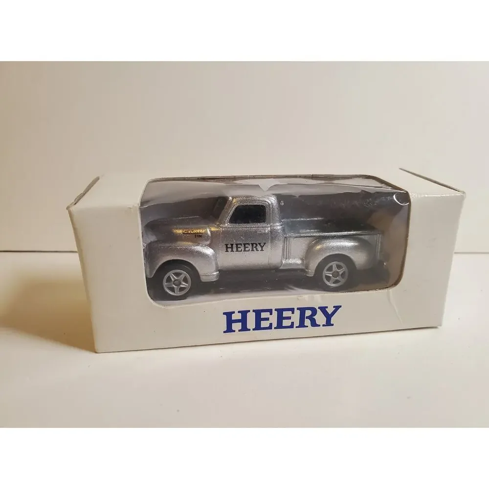 Heery Die Cast Truck - 1:64